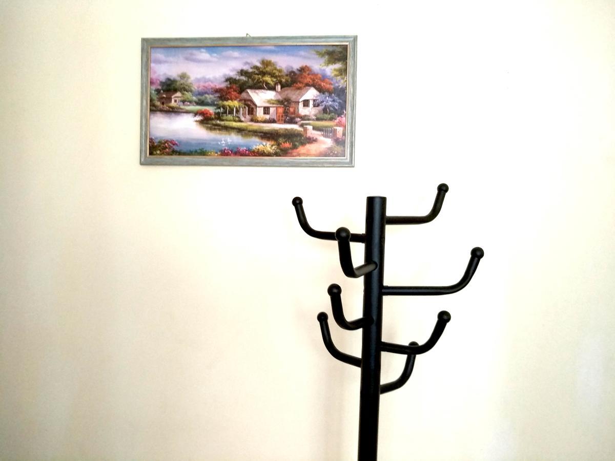 Hostel Sakharov & Tours Yerevan Bagian luar foto